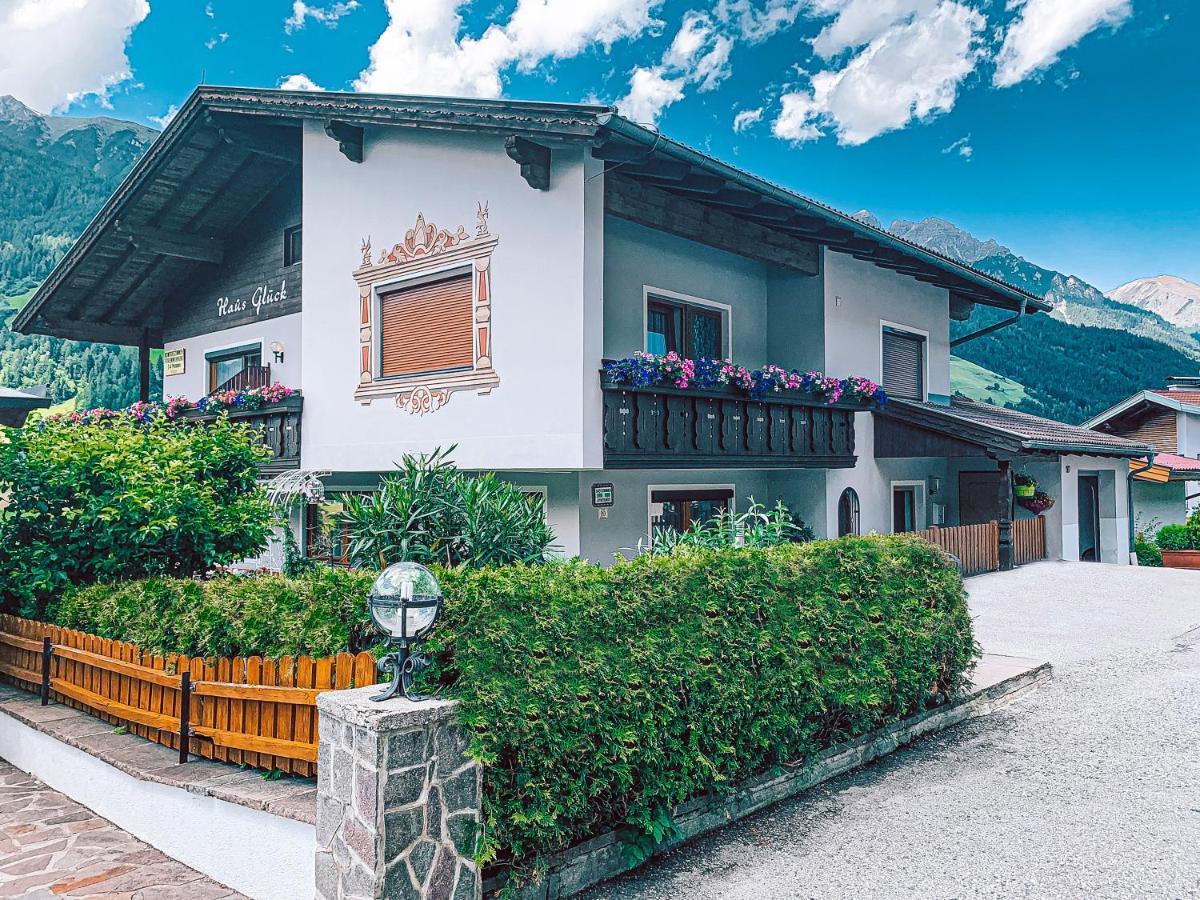 Haus Glück Stubaital Neustift im Stubaital Exterior foto